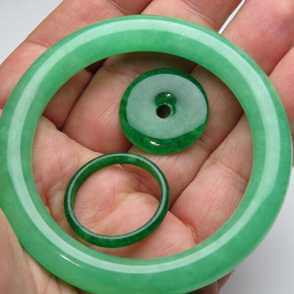 "Natural Jade bangle + FREE Jade Ring & Jade Donut 53mm-54mm-56mm" - Picture 1 of 3